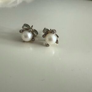 David Yurman Silver Pearl Earrings with diamonds